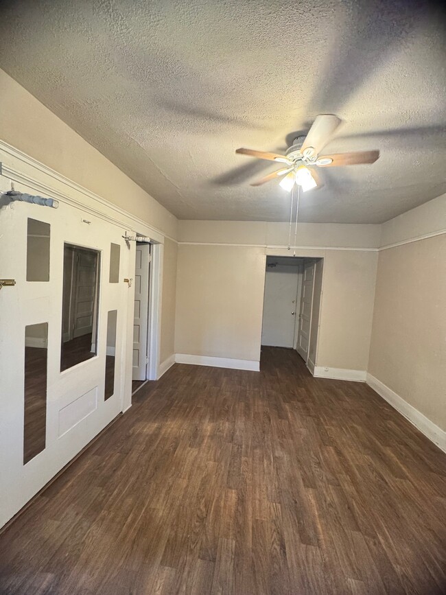 Building Photo - 33 Horizon Ave