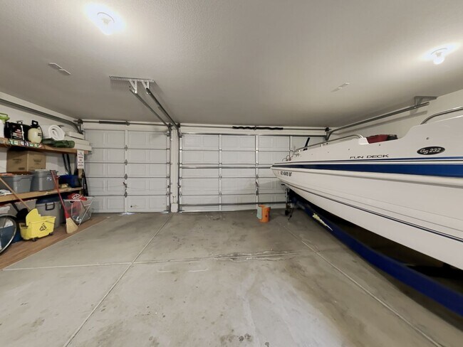 Building Photo - Winter rental