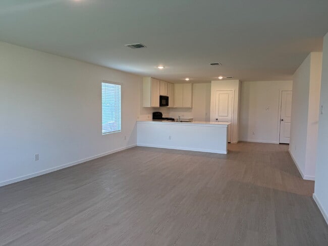Building Photo - New construction 3 bedroom