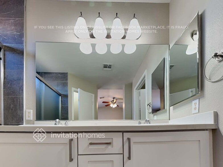 Building Photo - 7224 Scenic Desert Ct