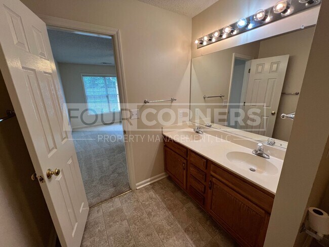 Building Photo - 36 Mansfield Cir