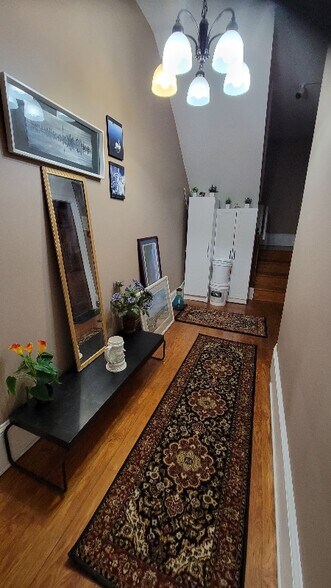 Building Photo - 1745 Kilbourne Pl NW