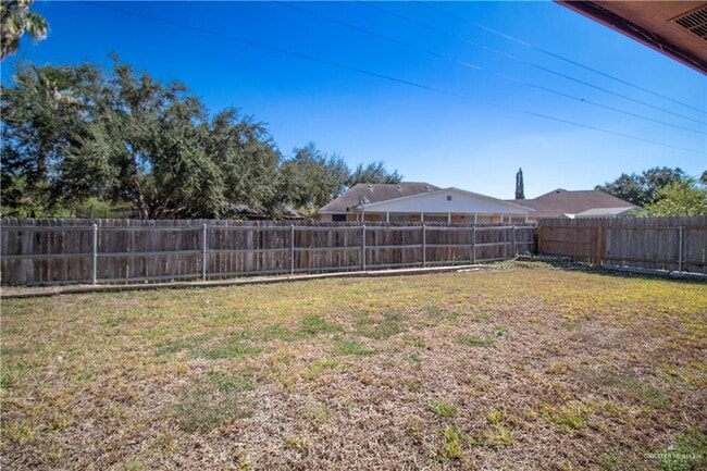 Building Photo - 24 Morning Ln