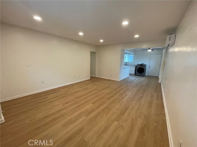 Building Photo - 20437 Kenwood Ave