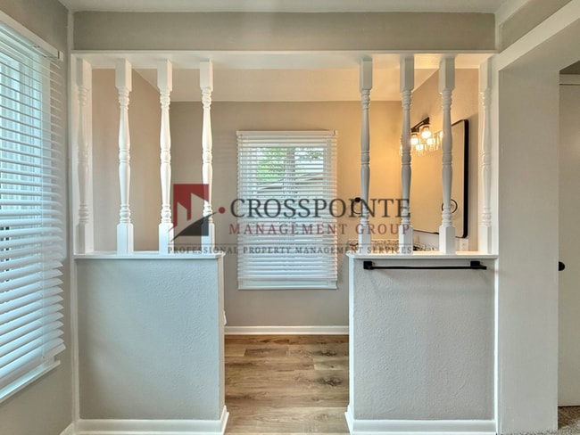 Building Photo - 1309 Lamar St