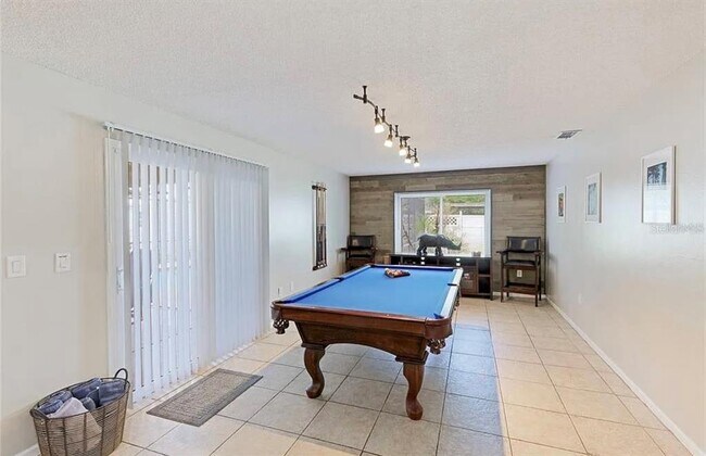 Building Photo - 7316 Caladesia Dr