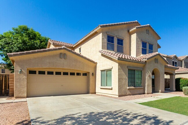 Building Photo - Chandler 4 Bedroom - 2.5 Bathroom with Pri...