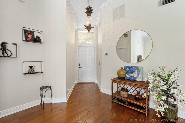 Building Photo - 2530 La Lique Cir