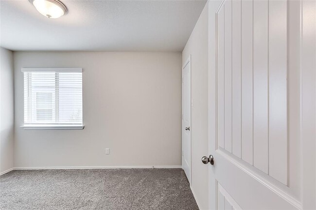 Building Photo - 107 Reagor Dr