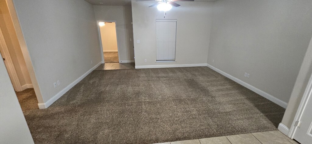 Building Photo - 9500 Sagebrush Ave