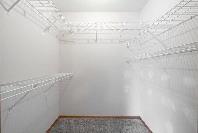 Building Photo - 1202 E 61st St