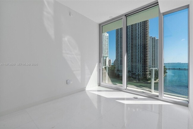 Building Photo - 300 Biscayne Blvd Way