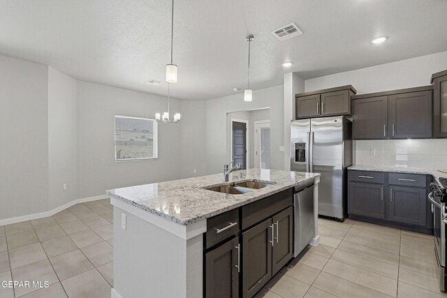 Building Photo - 788 Plains Blackfoot Dr