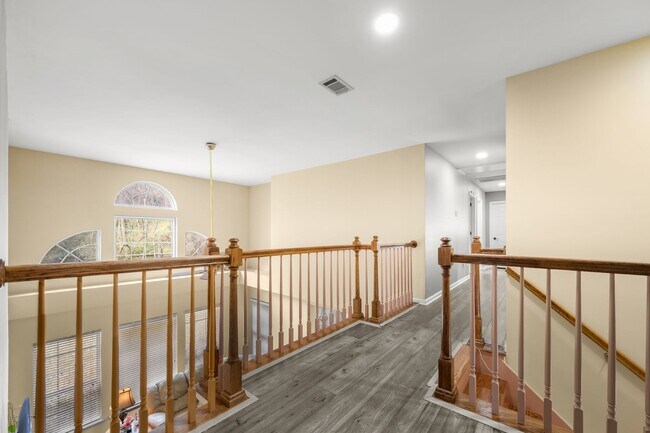 Building Photo - 308 Stone Heath Ct