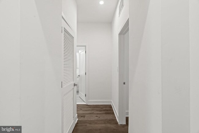 Building Photo - 1244 S 20th St