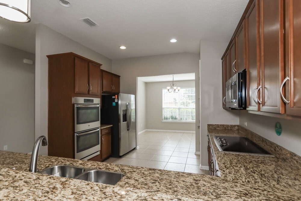 Building Photo - 152 Brentley Ln