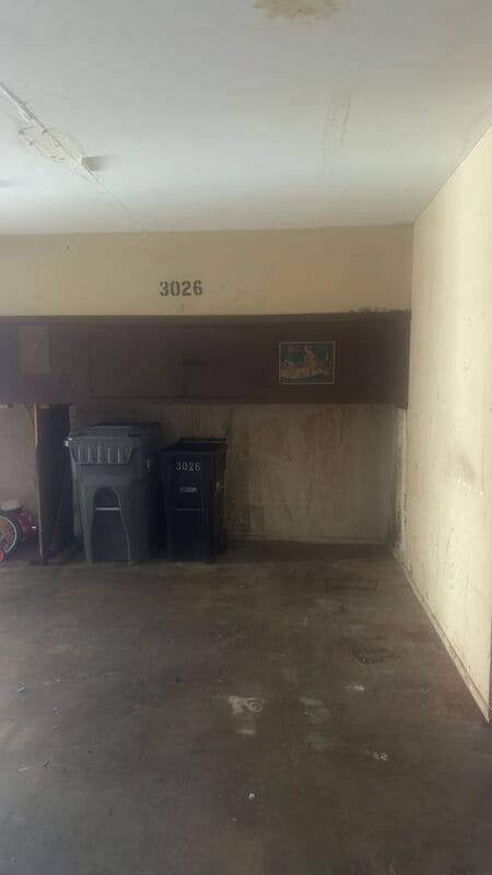 Building Photo - 3026 Winfield Ave