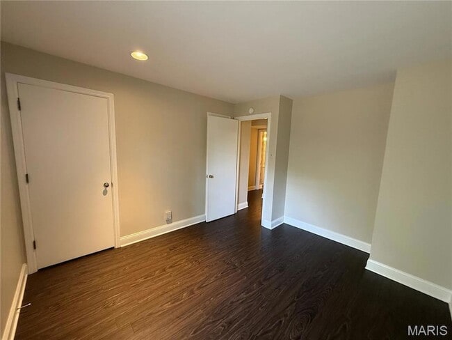 Building Photo - 1130 S Mason Rd