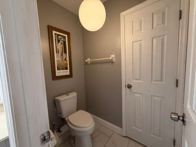 Building Photo - Pet Friendly 3BR/2BA House in Desirable Turkey Creek