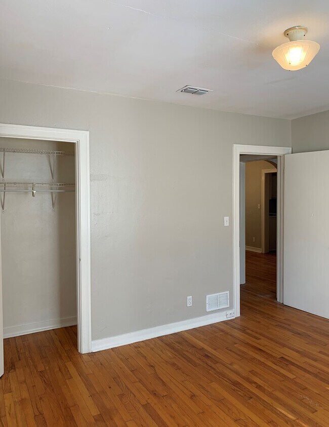 Building Photo - Charming Corner-Lot Home with Huge Fenced Yard & Detached Garage