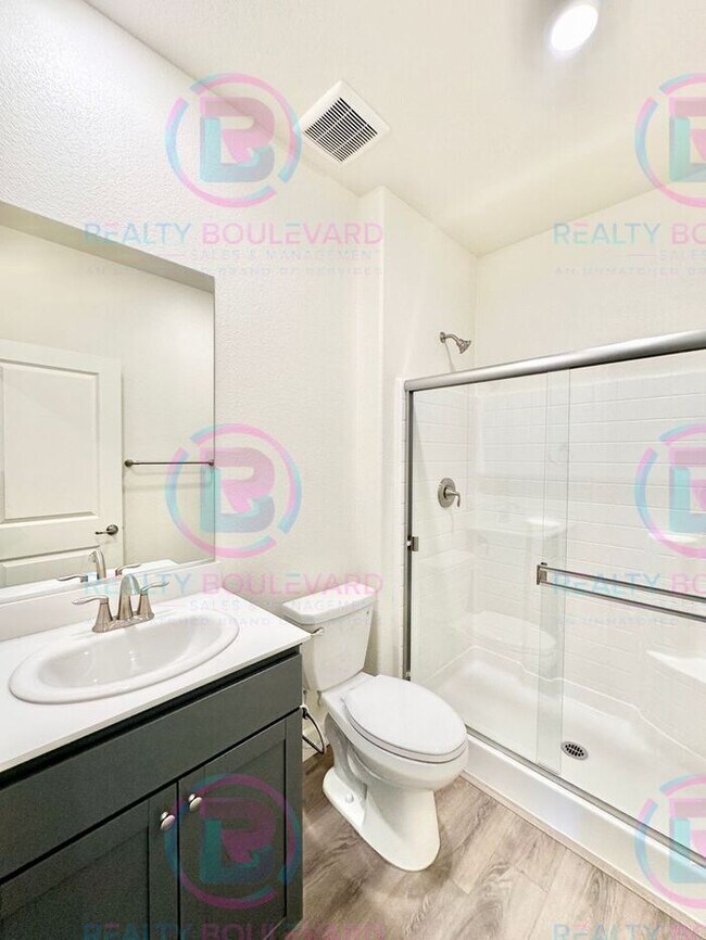 Building Photo - Home in the Five Ridges Community 4 Bedroom 3 Bathroom 2 Car Garage With Loft