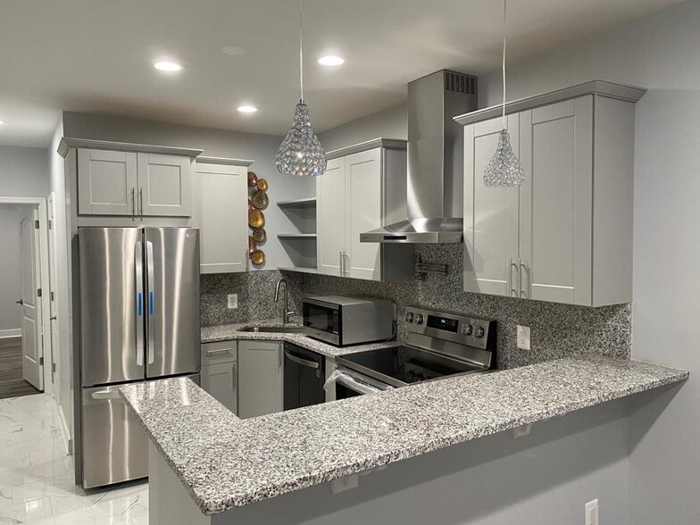 Full Kitchen with Granite counter tops - 24967 Halite Dr