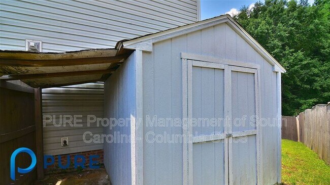 Building Photo - 229 Kenmore Park Dr