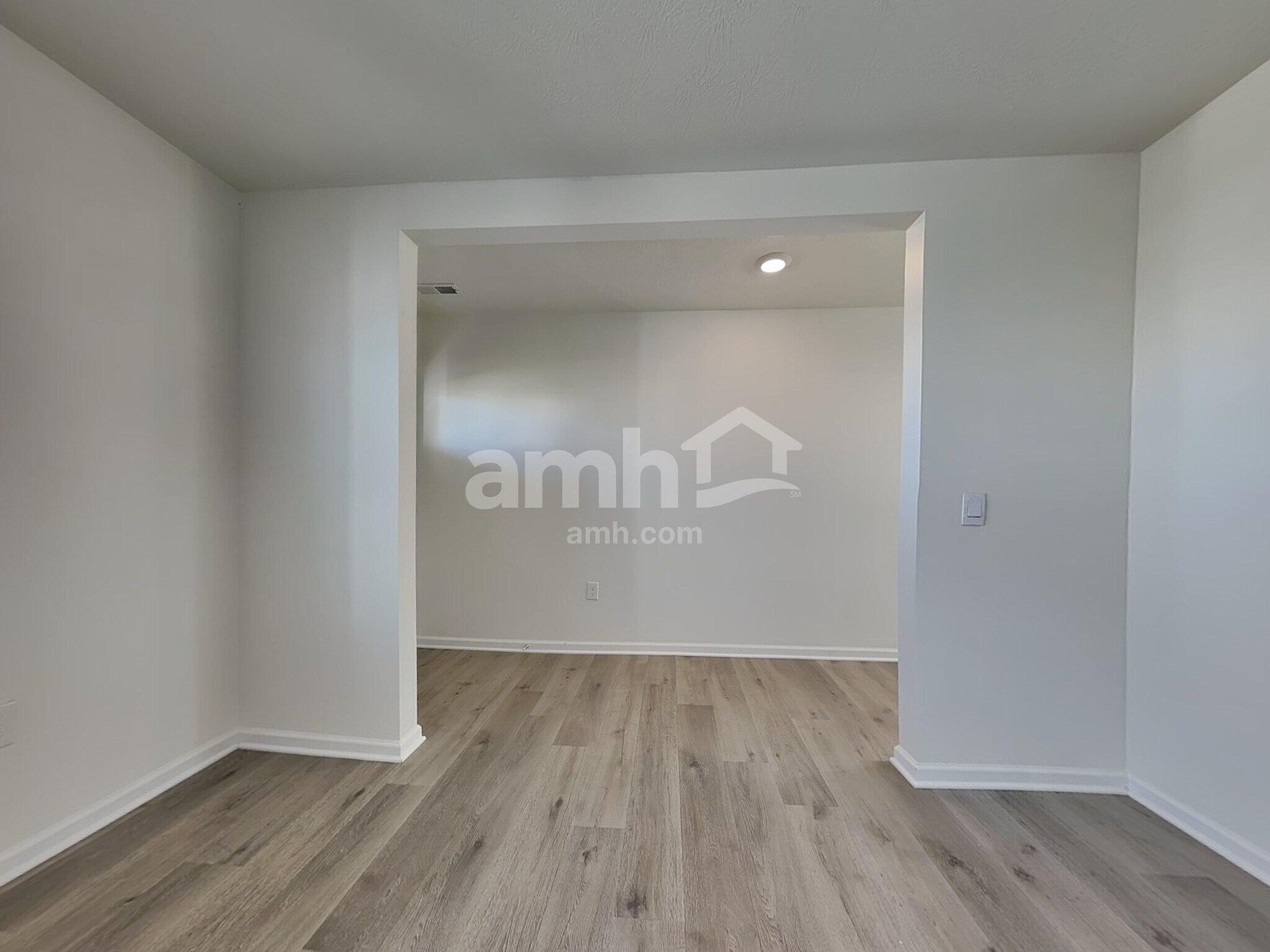 Building Photo - 912 Nelson Pl