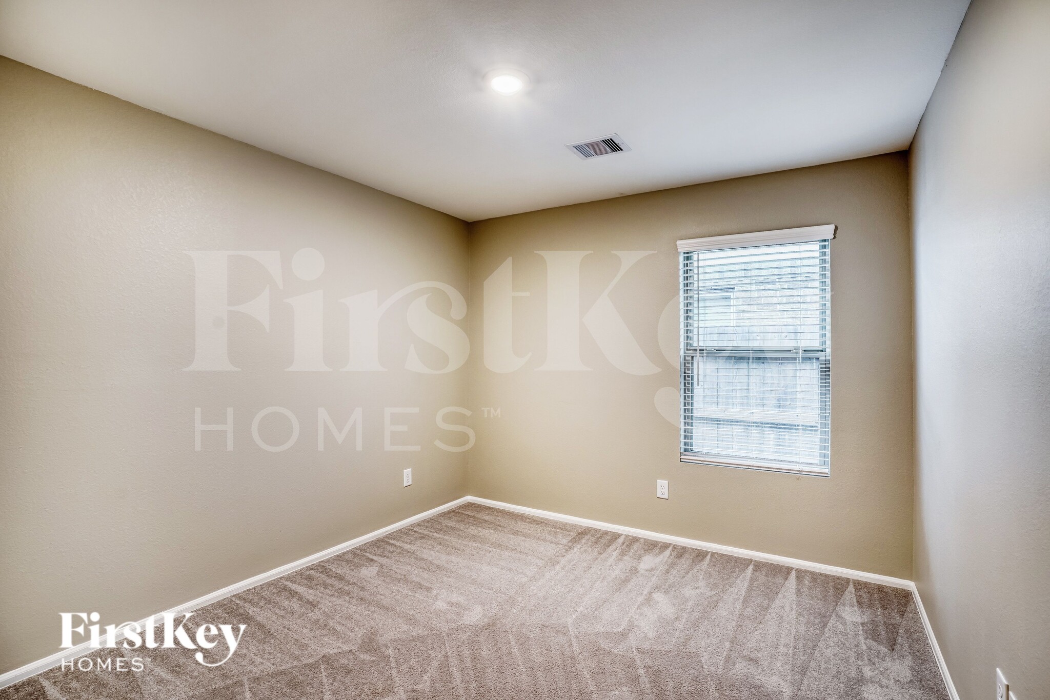 Building Photo - 9214 Burnet Flds Dr