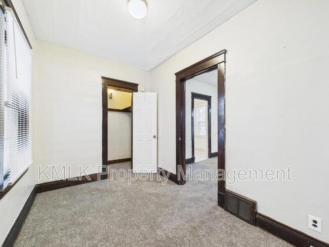 Building Photo - 2997 E 128th St