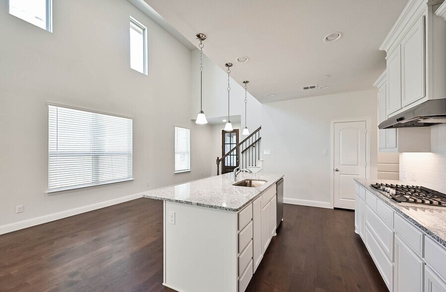 Building Photo - 4248 Mingo Dr