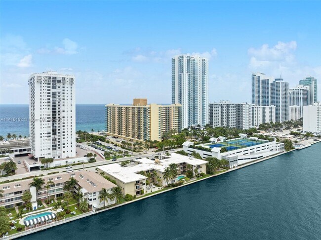 Building Photo - 2600 S Ocean Dr