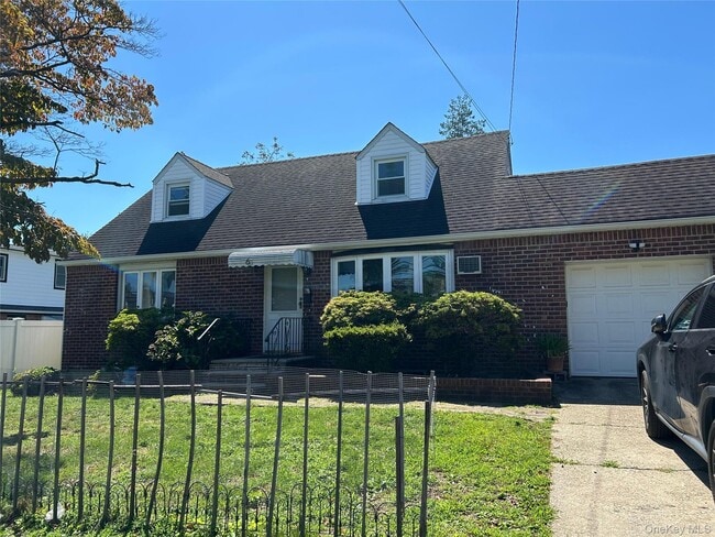 Building Photo - 63 I U Willets Rd