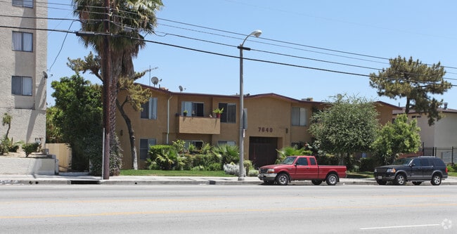 Building Photo - Whitsett Estates
