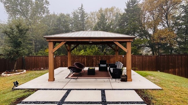 Building Photo - 5313 Riverwalk Pkwy