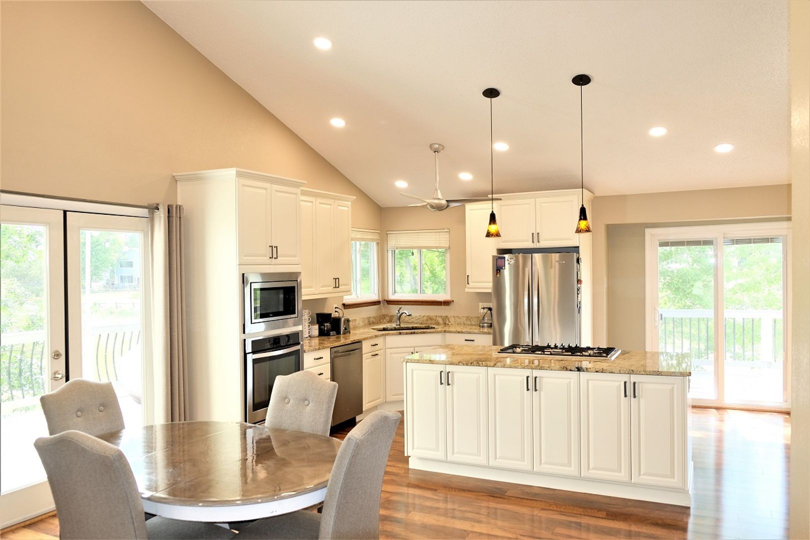 Building Photo - 13355 Fawn Ct