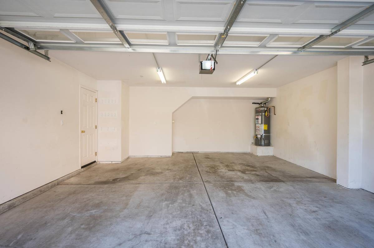 Building Photo - 3051 Augusta St