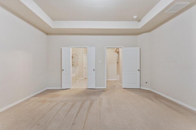 Building Photo - 26116 Chivalry Ct