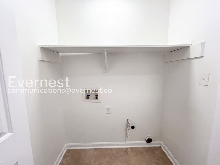 Building Photo - 3615 Winterberry Ln