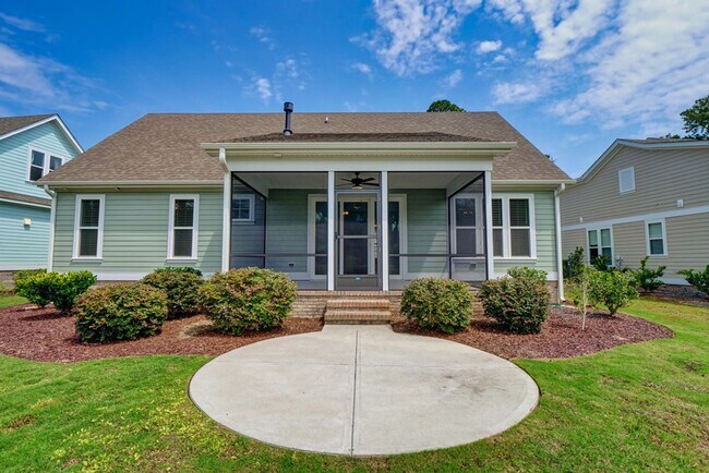 Building Photo - CATHERINES' COVE - Located off Bayshore Dr...