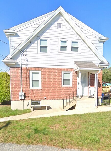 Building Photo - 295 Rumney Rd