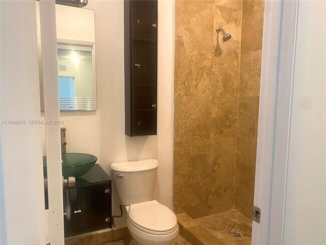 Building Photo - 577 NE 62nd St