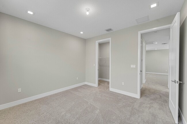 Building Photo - 13045 Feathering Wy