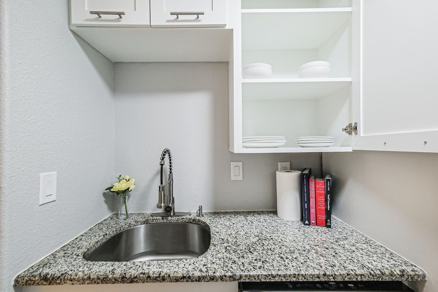 Building Photo - 2507 Montrose Blvd