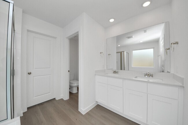 Building Photo - 9106 Serene Hvn Dr