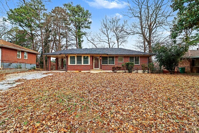 Building Photo - $1,495/month | 3 Bed | 2 Bath | Single-Level Ranch