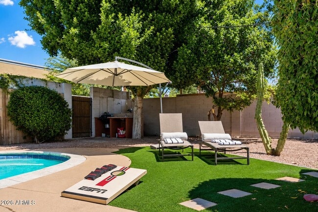 Building Photo - 7934 E Loma Land Dr