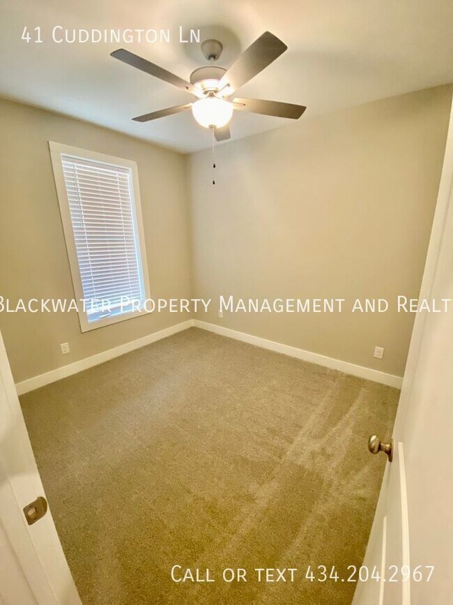 Building Photo - 41 Cuddington Ln
