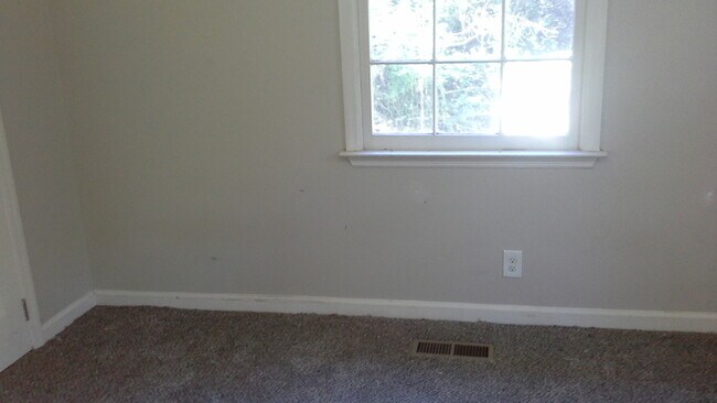 Building Photo - 2593 Nancelon Cir N