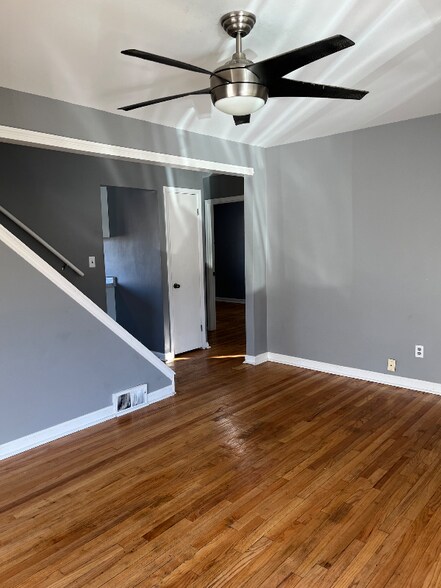 Building Photo - 18860 Poinciana